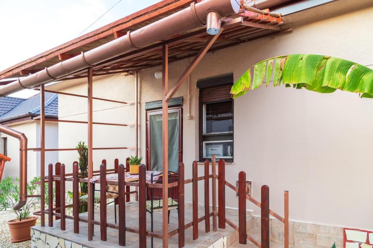 شقة Ivanhoe Apartman Nyírbátor المظهر الخارجي الصورة
