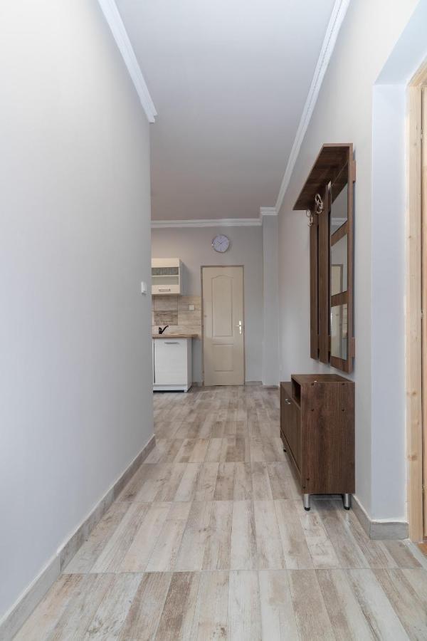 شقة Ivanhoe Apartman Nyírbátor المظهر الخارجي الصورة