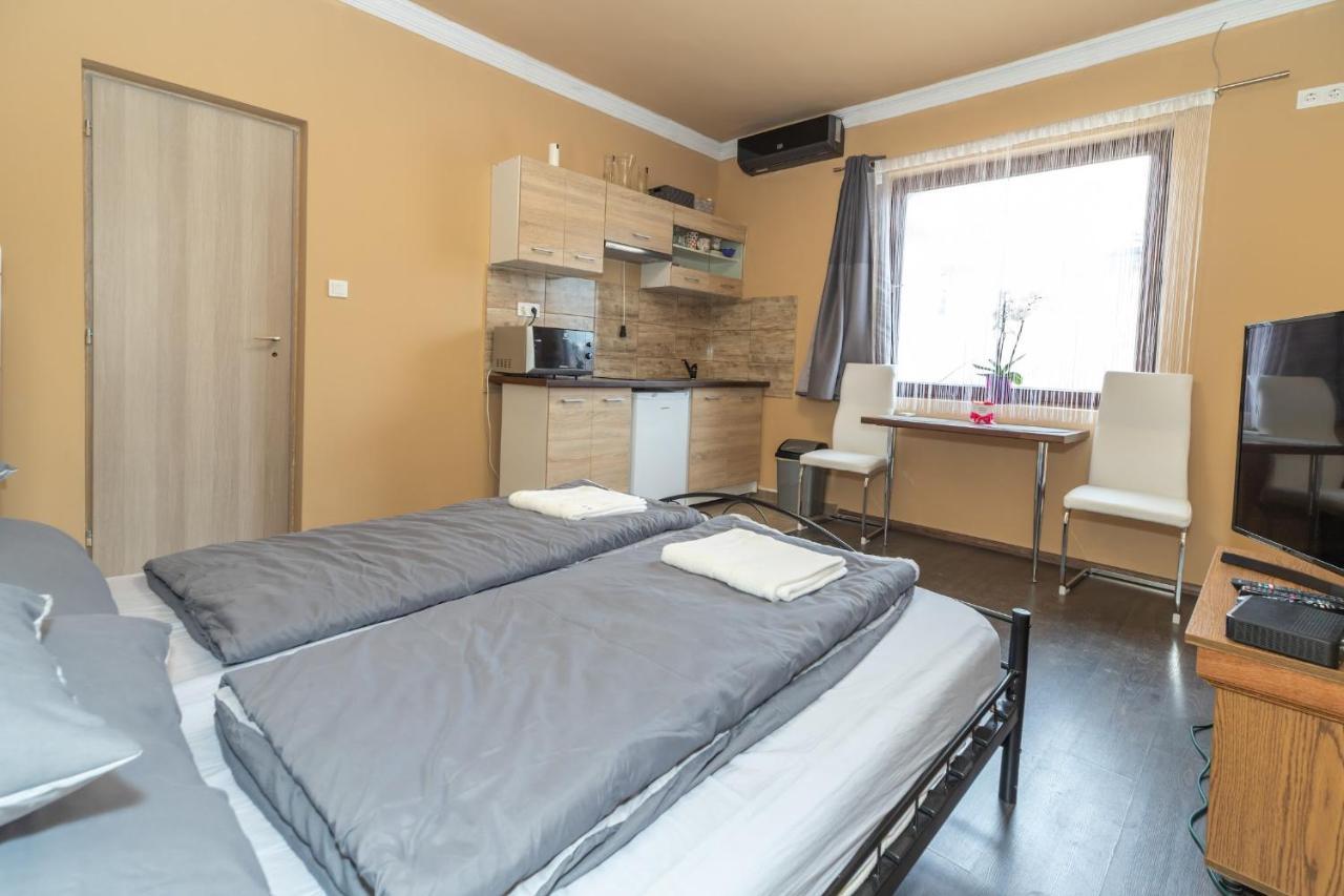 شقة Ivanhoe Apartman Nyírbátor المظهر الخارجي الصورة