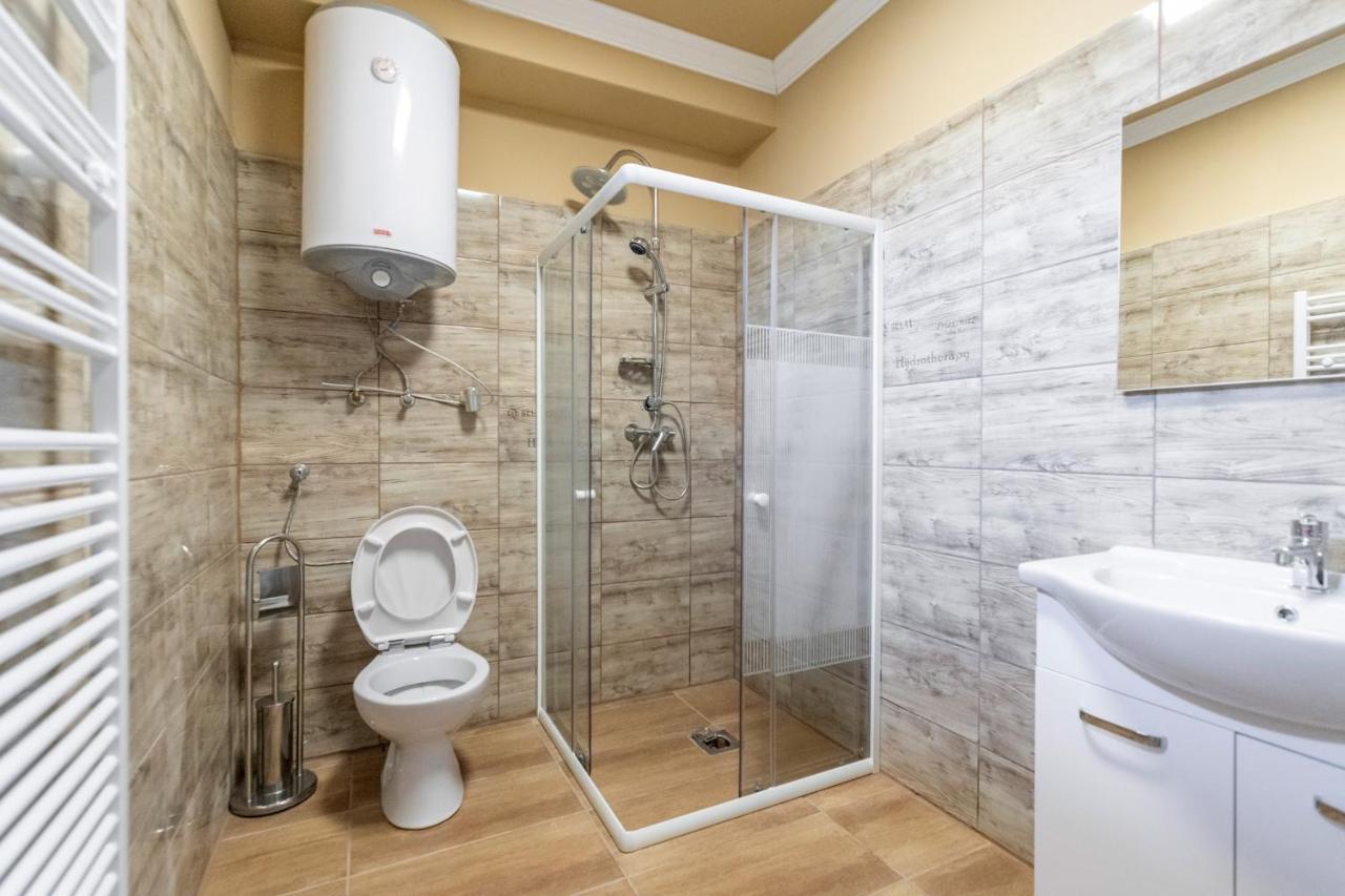 شقة Ivanhoe Apartman Nyírbátor المظهر الخارجي الصورة