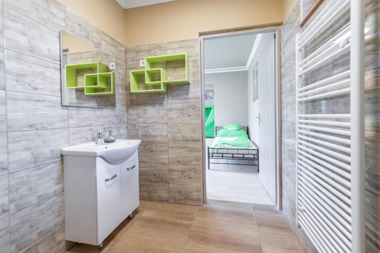 شقة Ivanhoe Apartman Nyírbátor المظهر الخارجي الصورة
