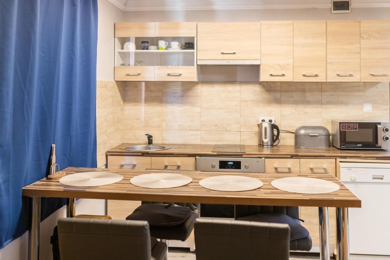 شقة Ivanhoe Apartman Nyírbátor المظهر الخارجي الصورة