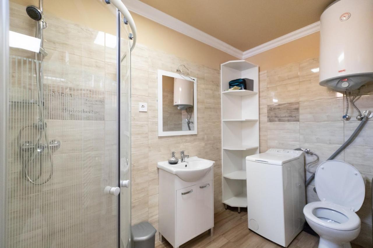 شقة Ivanhoe Apartman Nyírbátor المظهر الخارجي الصورة
